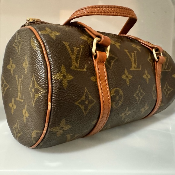 Vintage Louis Vuitton Monogram Papillon 22 - Picture 6 of 17